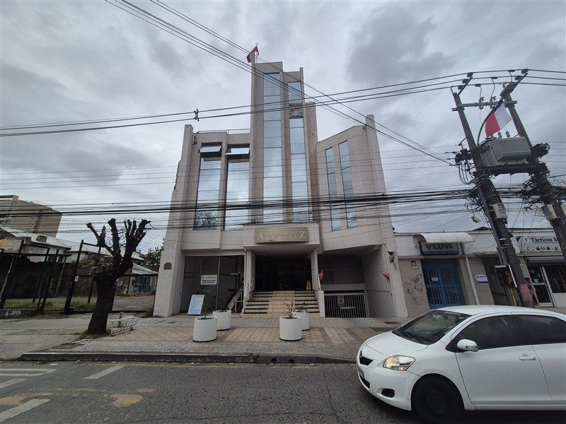 Oficina en Venta en Talca, 2 Sur entre 1 Oriente y 1 Poniente