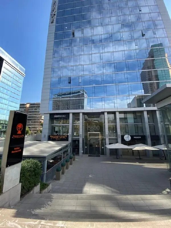 Oficina en Venta en Vitacura, Avenida Presidente Kennedy 5600, Vitacura, Chile