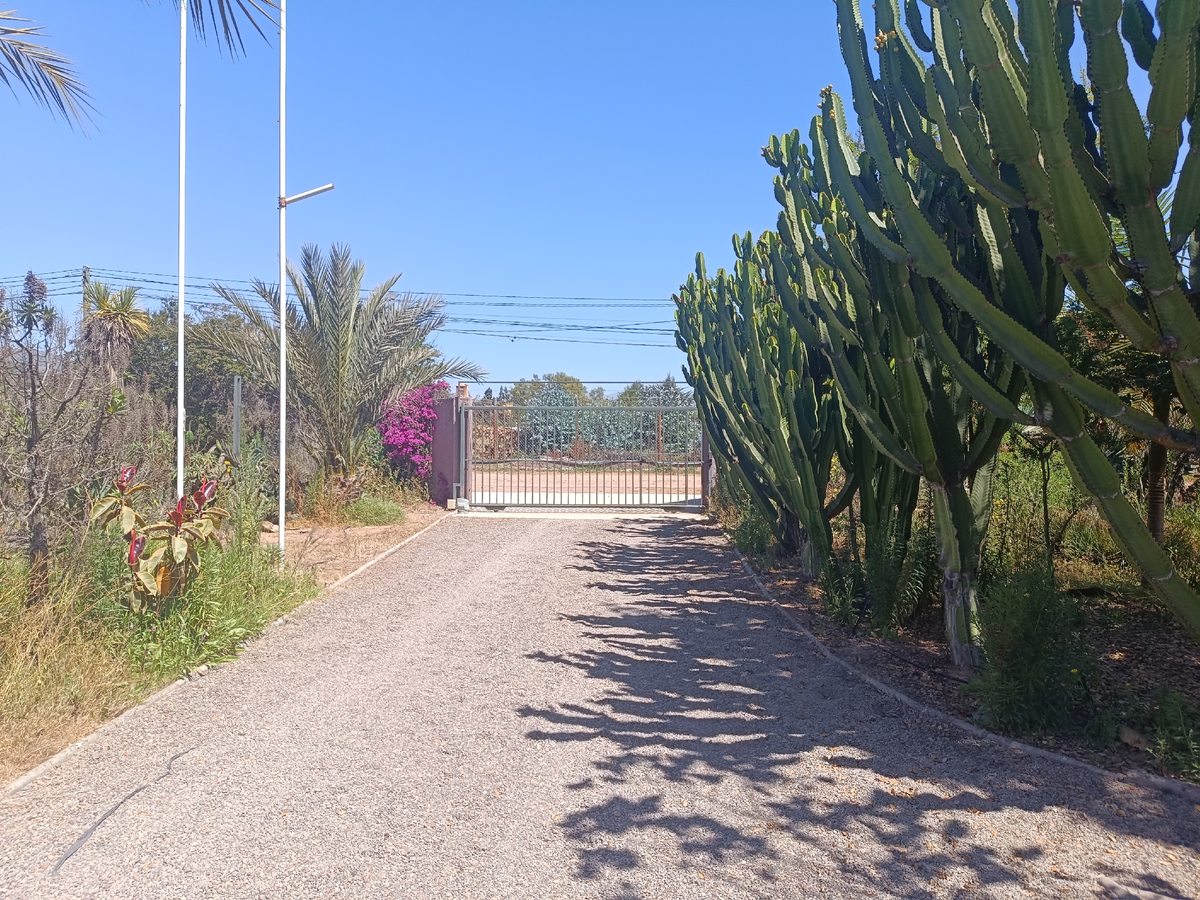 Acceso portón