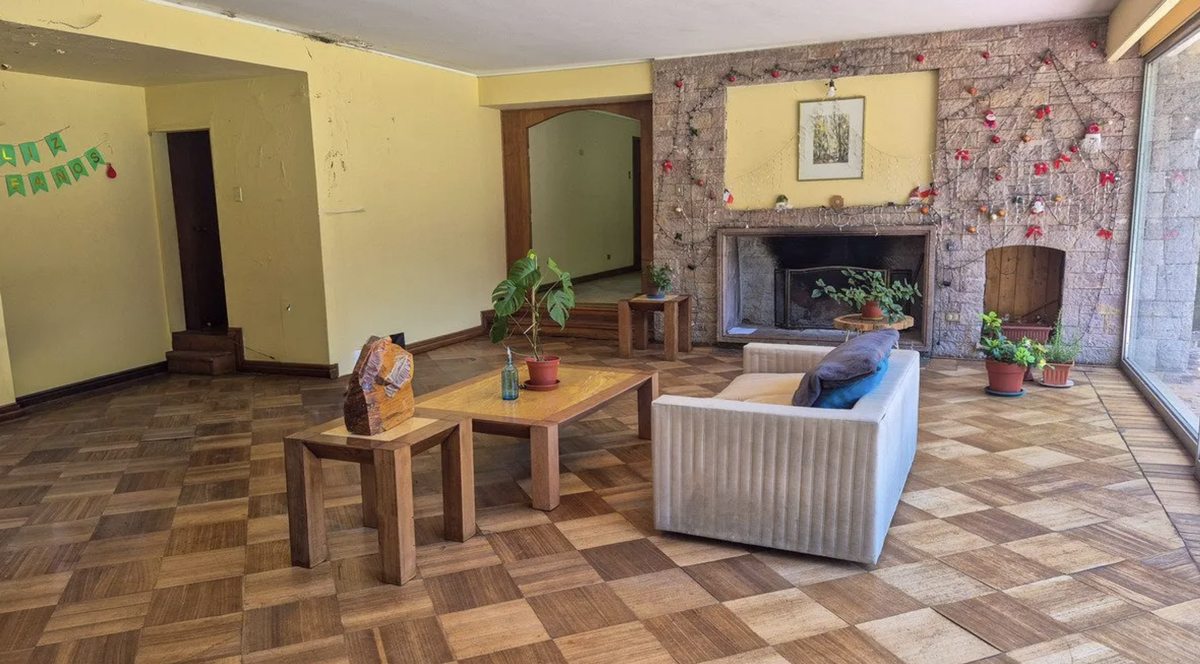 Sala con chimenea