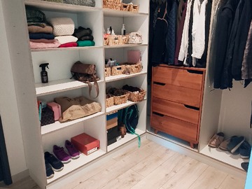 Walking closet