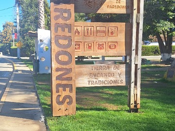 PUEBLO DE PAREDONES