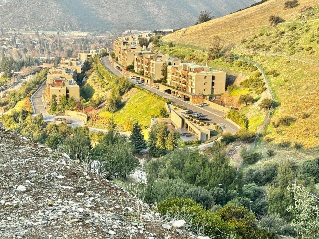 Sitio en Venta en Lo Barnechea, Terreno 15.024 m² la dehesa