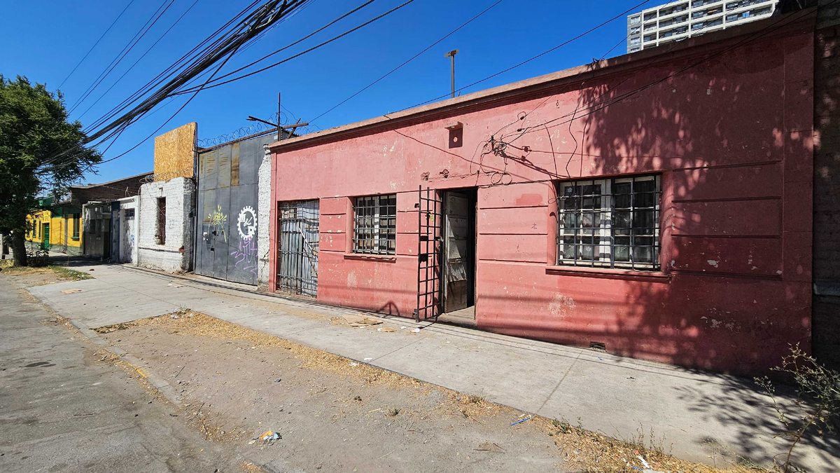 Terreno en Venta en Estación Central, Inversionistas: Gran oportunidad amplio terre (141464)