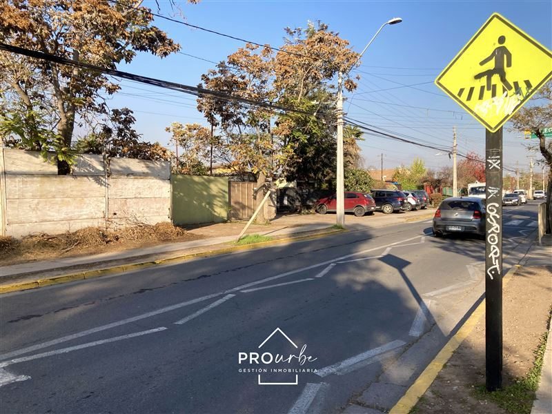 Terreno en Venta en La Florida, Venta Terreno con Anteproyecto Aprobado de 5 pisos, Peru con R. Magallanes, Metro Rojas Magallanes, La Florida