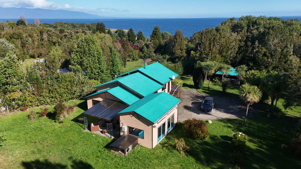 Terreno en Venta en Puerto Montt, Casa 200 m² Con Piscina Quincho Y Playa 250 m (161441)