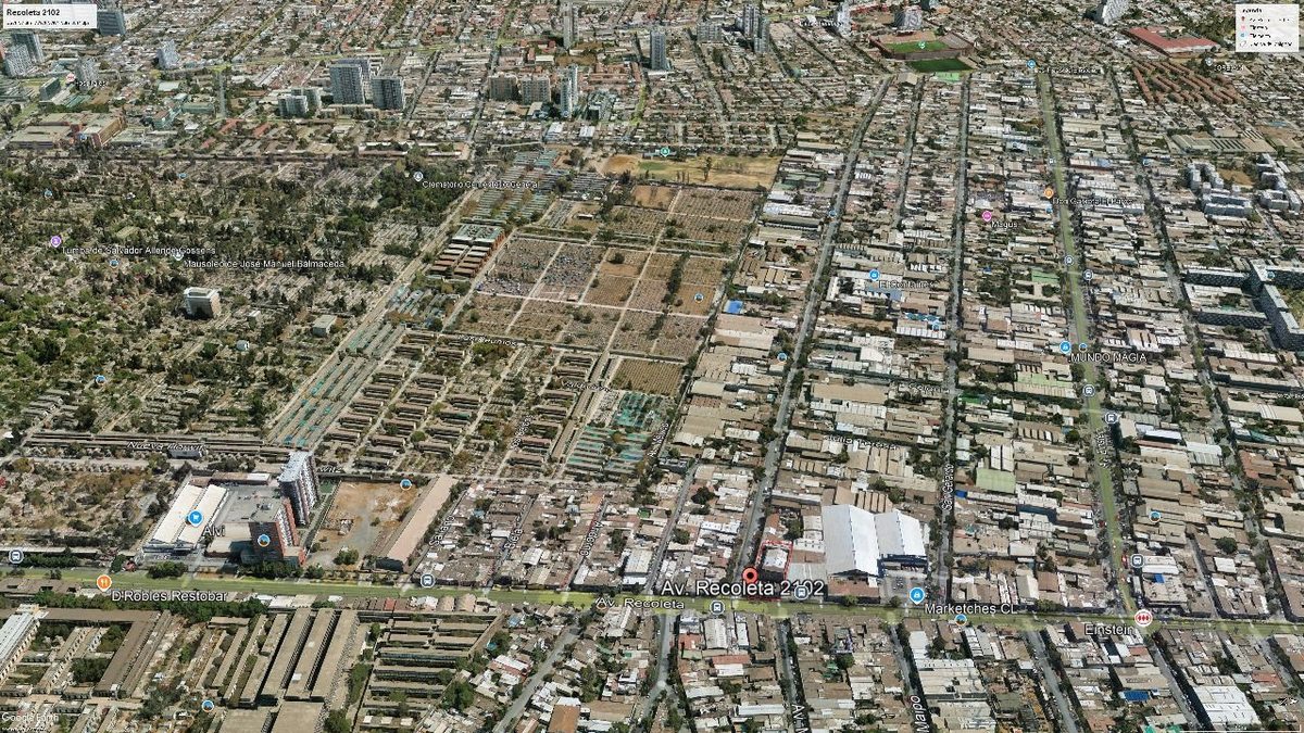 Terreno en Venta en Recoleta, Avenida Recoleta 2102, Recoleta, Región Metropolitana de Santiago 8420000, Chile